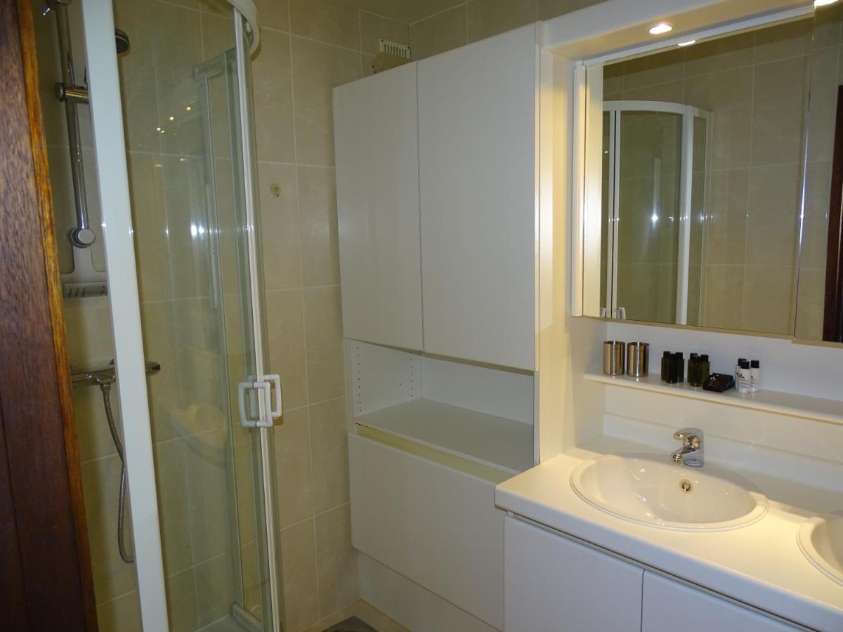 Luxury App, Frontal Sea View + South Terrace + Garage Apartment